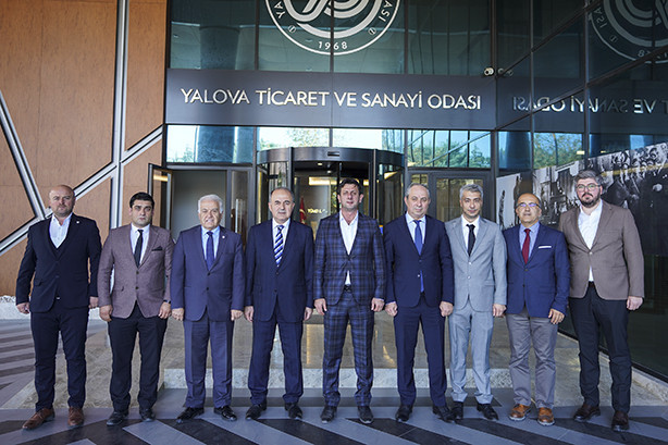 The Governor of Yalova, Mr. Muammer Erol, paid a return visit to our chamber.