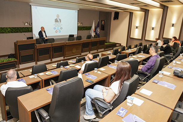 Satış ve Pazarlamada Zihinsel Sermayenin Kullanımı Eğitim Gerçekleştirildi