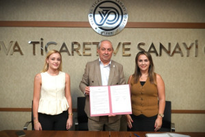 An education protocol was signed between the Yalova Chamber of Commerce and Industry and Boğaziçi Akademi Dershanesi.