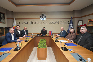 9th Professional Committee Holds First Meeting