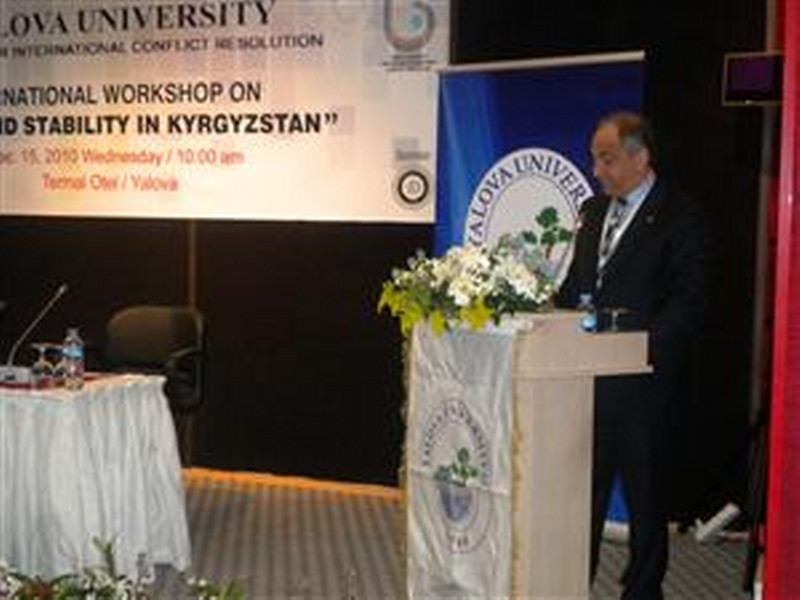 Kırgısiztan'da Barış ve İstikrar konulu panel gerçekleştirildi.