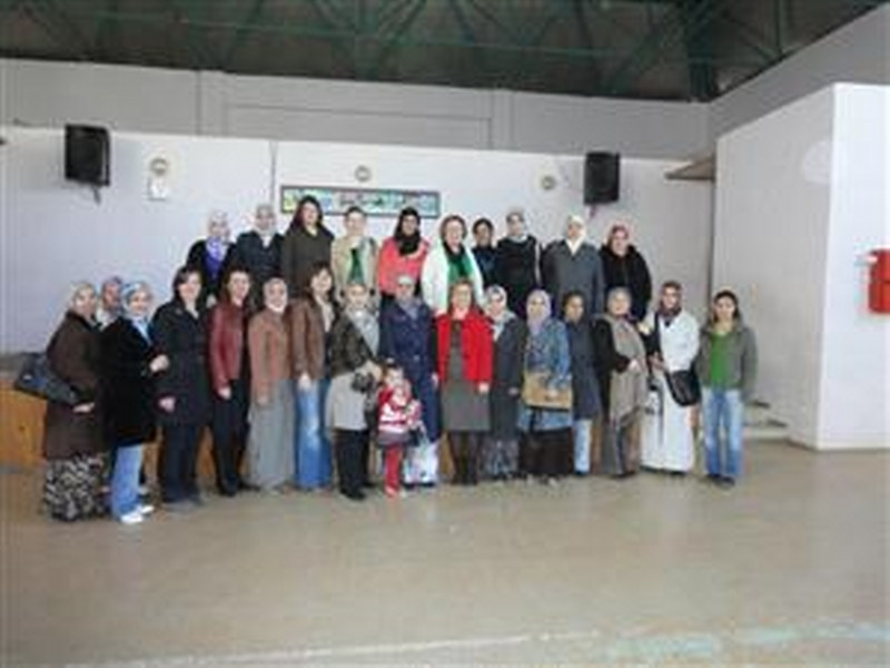 Kadınlarla  Girişimcilik  Söyleşisi Zübeyde Hanım İlköğretim Okulundaki  kadın velileri ile  